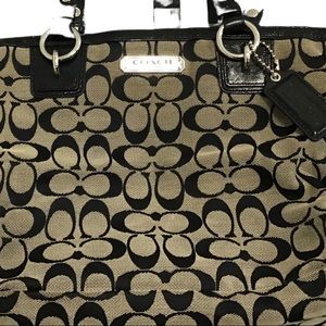 Coach Shoulder Bag